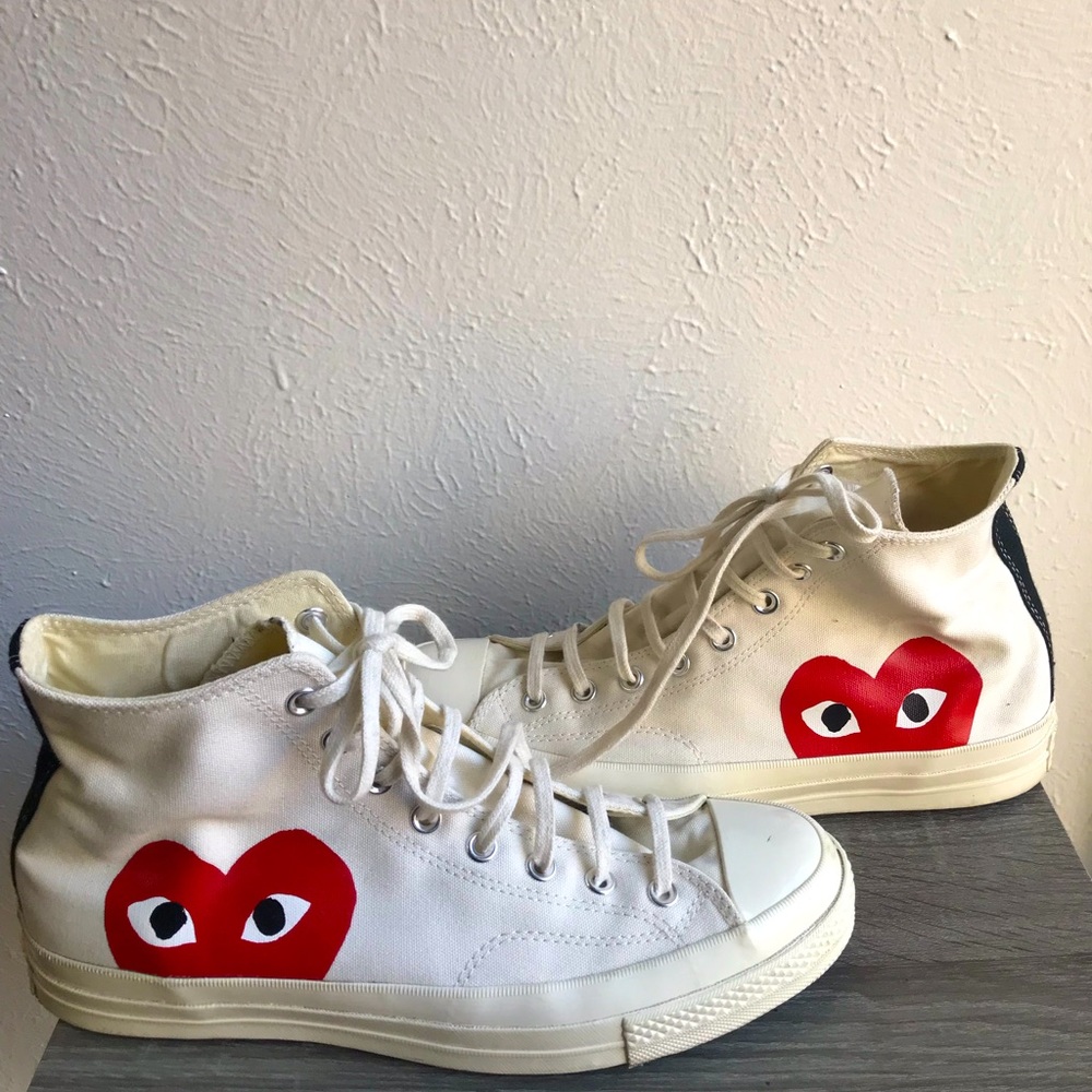 White Converse Chuck Taylors CDG PLAY size 11